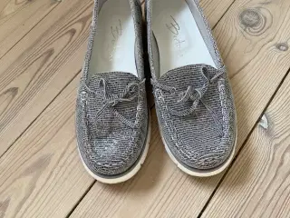 Sko
