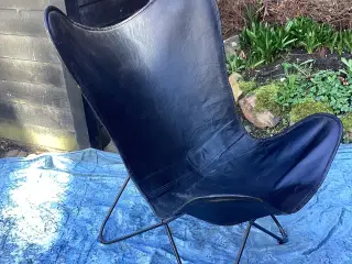 Flagermus stol sort læder