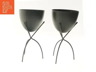 Sorte metal plantepotter med stativ (str. 32,5 cm)