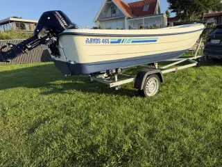 Ryds 465 m. motor og reg. trailer