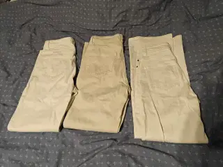 3 par Jeans fra weekday og H-M