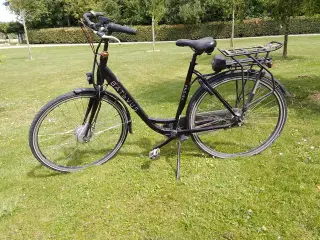 2 El-cykler sælges