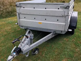 Boogie trailer med læsse rampe + presenning sælges