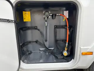 Autocamper til salg - Adria Coral Axess 670 SL