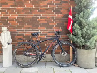 Købt til 5400 kr 27,5 tommer fed cykel 