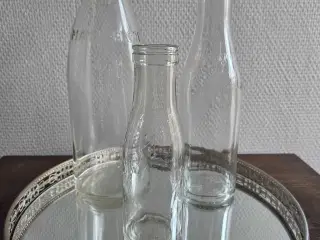 3 Holmegaard mælkeflasker._Vaser 1940.