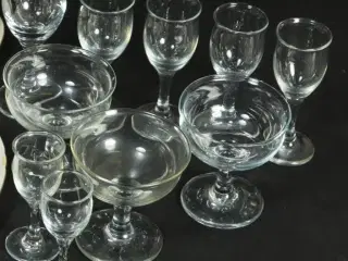Hoved fajance fast hans,h | Glas | GulogGratis - Glas - Antikke glas & drikkeglas til salg -  Køb brugt - GulogGratis.dk