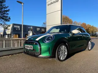 MINI Cooper SE  Essential