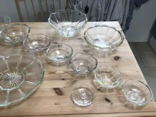 Glasskåle med stjerne i midten 
