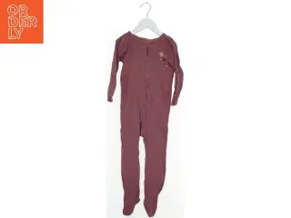 Natdragt med blomsterdetaljer fra Name It (str. 92)