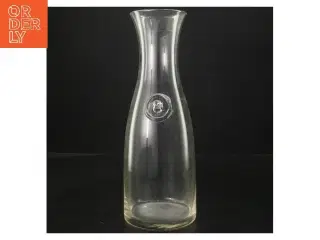Glaskaraffel med emblem (str. Ø 7,5 cm længde 27,5 cm)