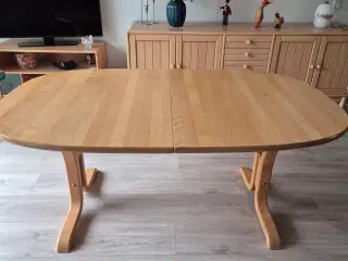 Massivt 25mm velholdt bøgebord