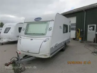 2011 - Caravelair Ambiance Style 400   Super begyndervogn for den lille familie. Bemærk vægt!