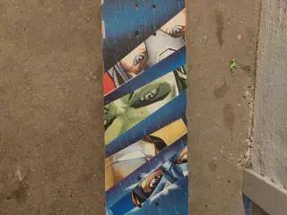 Skateboard Marvel