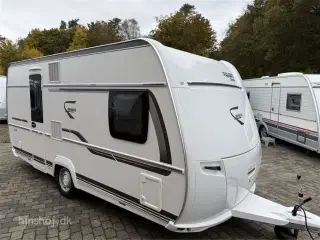 2020 - Fendt Bianco Activ 445 SF   Fendt  med franskseng og L siddegruppe fra Hinshøj Caravan A/S