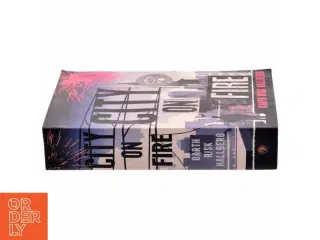 City on fire af Garth Risk Hallberg (Bog)