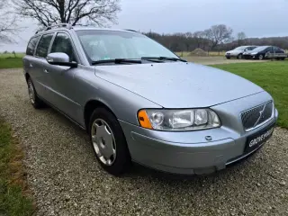 Volvo V70 2,4 140 Momentum