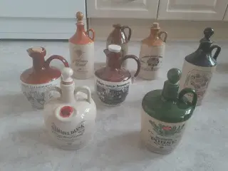 Snapse flasker i porcelæn og stentøj