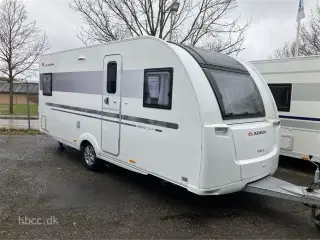 2019 - Adria Adora 522 UP Adria Adora 522 UP – Komfort, funktionalitet og nem håndtering