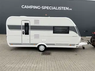 2024 - Hobby Excellent 460 SL   Hobby 460 SL Excellent model 2024 inkl. fordelspakke - Enkelt senge - kan ses nu hos Camping-Specialisten.dk