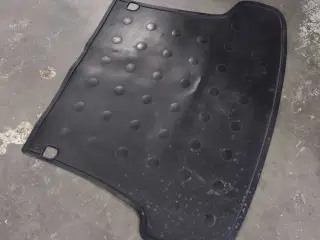 SAAB 93 baggagerums gummimåtte