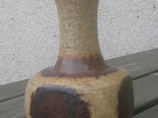 Keramik lampe Jette Hellerøe. 