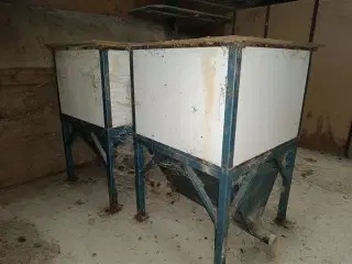 - - - Mineralpåslag