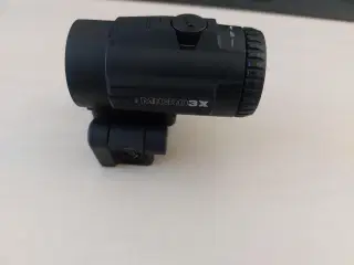 Vortex - Micro 3x magnifier