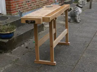 Høvlebænk i bøgetræ, længde 125 cm. bredde 45 cm. 