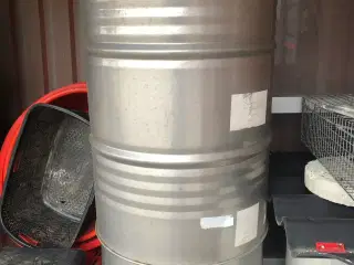 Rustfri 200 L. Tønder sælges 