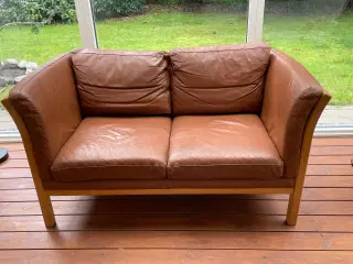 Brun lædersofa to-personers