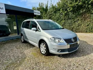 VW Touran 2,0 TDi 140 Trendline DSG