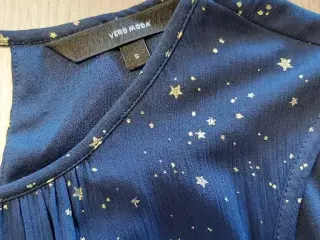 Veromoda top i blå med små stjerne