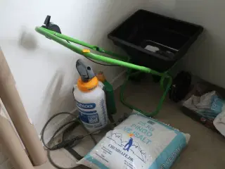 Saltspreder samt vejsalt