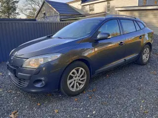 Renault Megane III 1,5 dCi 110 Dynamique Sport Tourer aut.