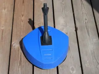 Nilfisk patio cleaner