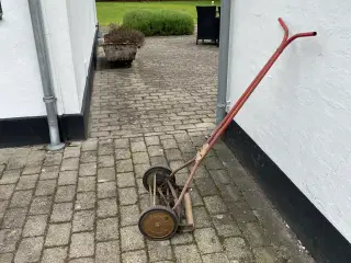 Gudenå plæneklipper