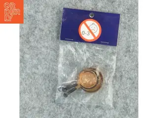 Miniature kobber stegepande med ophæng, dukkehus udstyr fra Vega (str. 5,5x3 cm)
