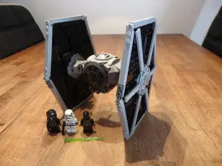 LEGO : STAR WARS : 75300