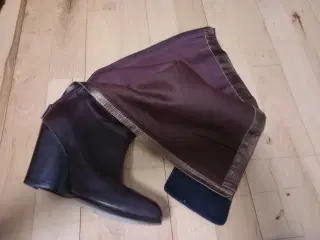 Women brown boots, size 38