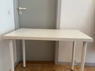 IKEA Skrivebord sælges