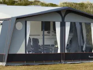 Flot Isabella Commodore 1050