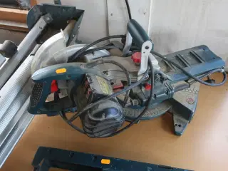 Kapsav BOSCH Prof. GCM 8 S inkl. arbejdsstand