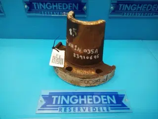 Ford 8630 Nav 8,5cm 83910695