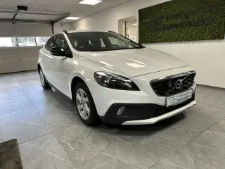 Volvo V40 1,6 D2 Momentum Powershift 115HK 5d 6g Aut.