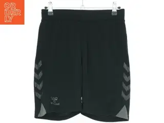 Sports Shorts fra Hummel (str. 164)