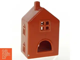 Keramikhus til fyrfadslys (str. 17x10,5x7 cm)