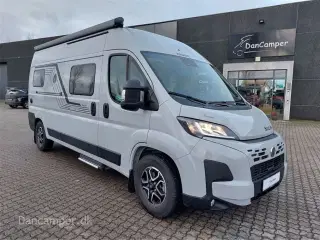 2024 - Knaus Boxlife 600 ME Platinum Selection 140 Hk 8 trins aut.gear, adoptiv fartpilot, under 6 meter, man ligger på langs i den store hæve/sænkbar seng