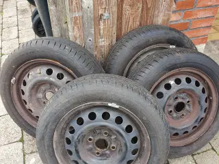 Dæk på stålfælge