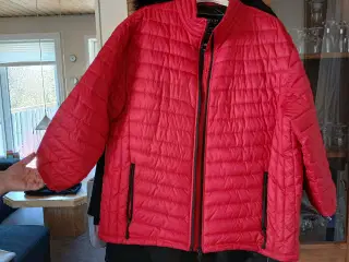 Lækker dunjakke som ny str 3 xl